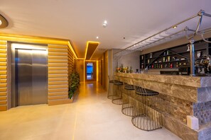 Bar ved poolen