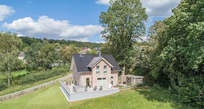 Ferienhaus Sofia; Neubau direkt am Märchenwanderweg / Reinhardswald