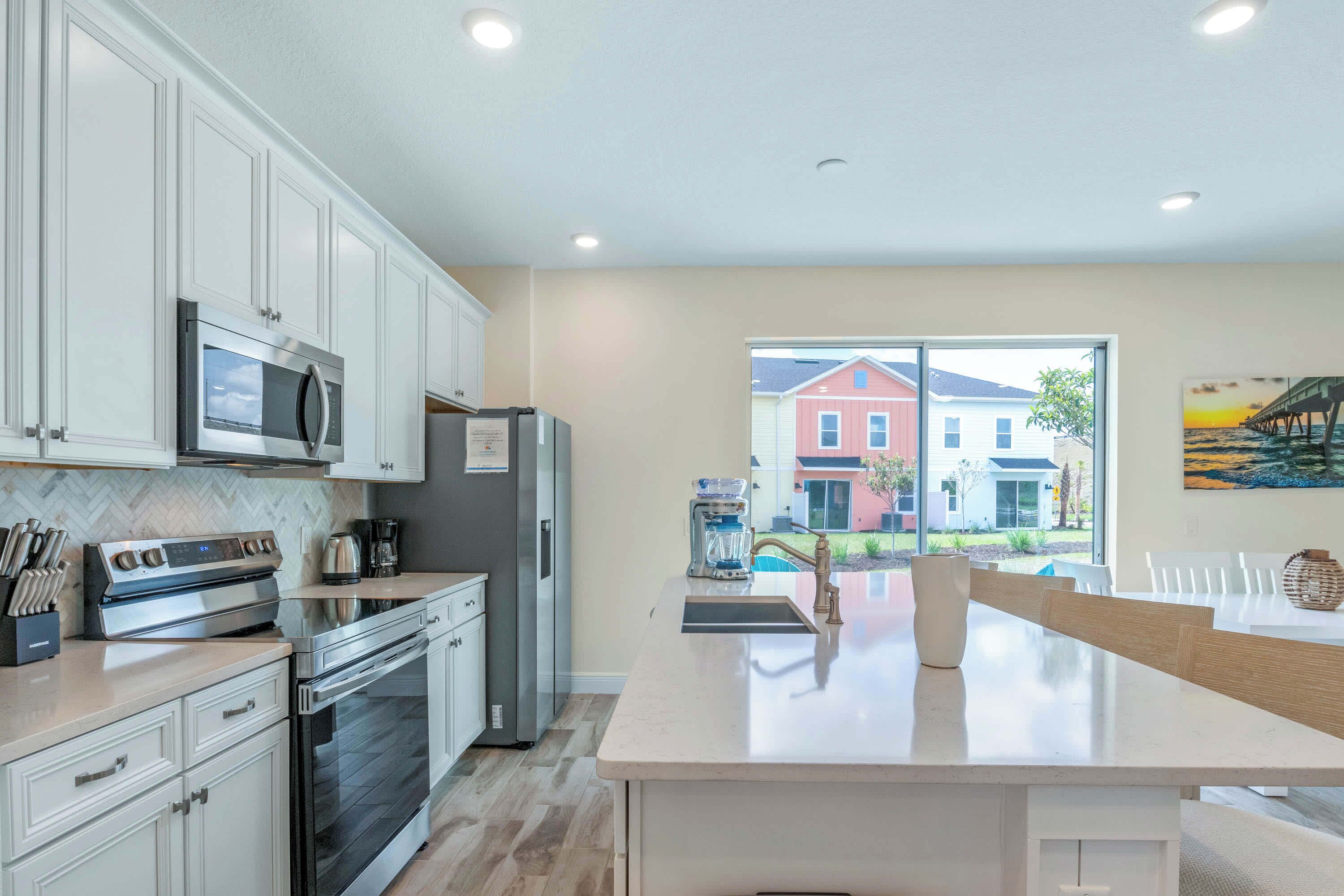 Townhome, Multiple Beds, Patio, Garden View (Turquoise Breeze) | Private kitchen