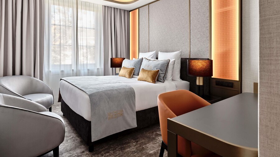 The Crown Krakow Center - Handwritten Collection ACCOR