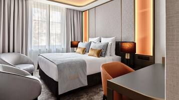 Classic Room, 1 King Bed | Exterior