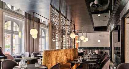 The Crown Krakow Center - Handwritten Collection ACCOR