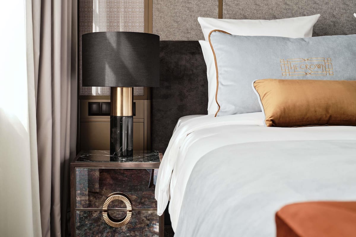 Caja de seguridad en la habitación, escritorio y cunas gratuitas