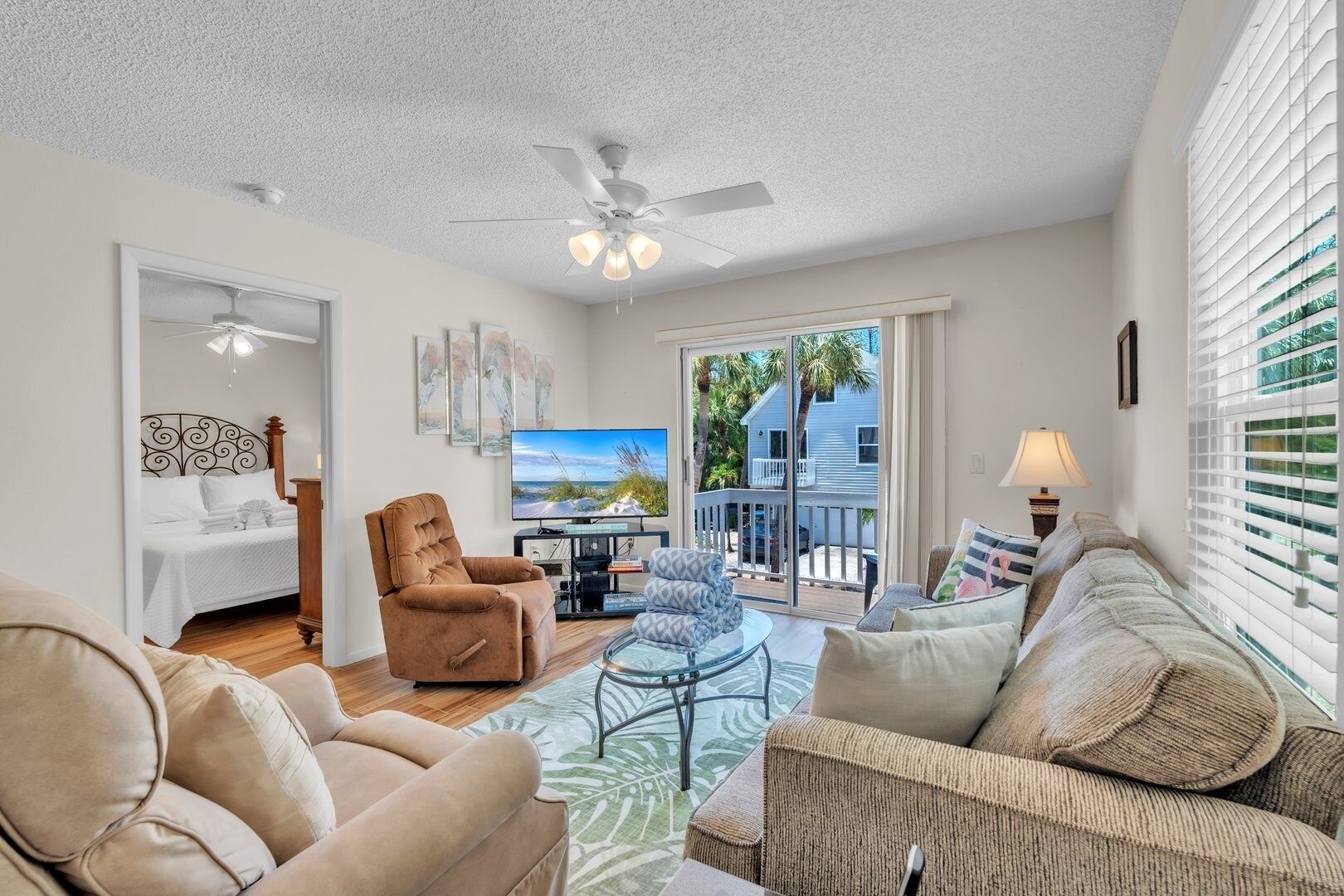 Townhome, 3 Bedrooms | Living area