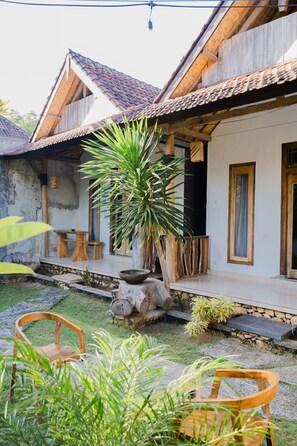 Front of property - Kubuyang Cottage (Penida Island)
