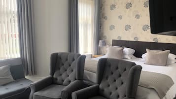 Arbetsyta för laptop, strykjärn/strykbräda och gratis wi-fi