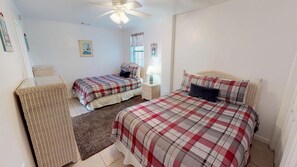 1 chambre, fer et planche à repasser, accès Internet, draps fournis