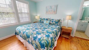 3 bedrooms, iron/ironing board, Internet, bed sheets