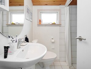 Ferienhaus | Badezimmer