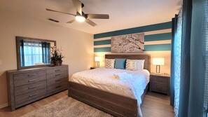 4 bedrooms, iron/ironing board, free WiFi, bed sheets - Discounted - Regal Palms Resort 4 Bd Retreat (Davenport)