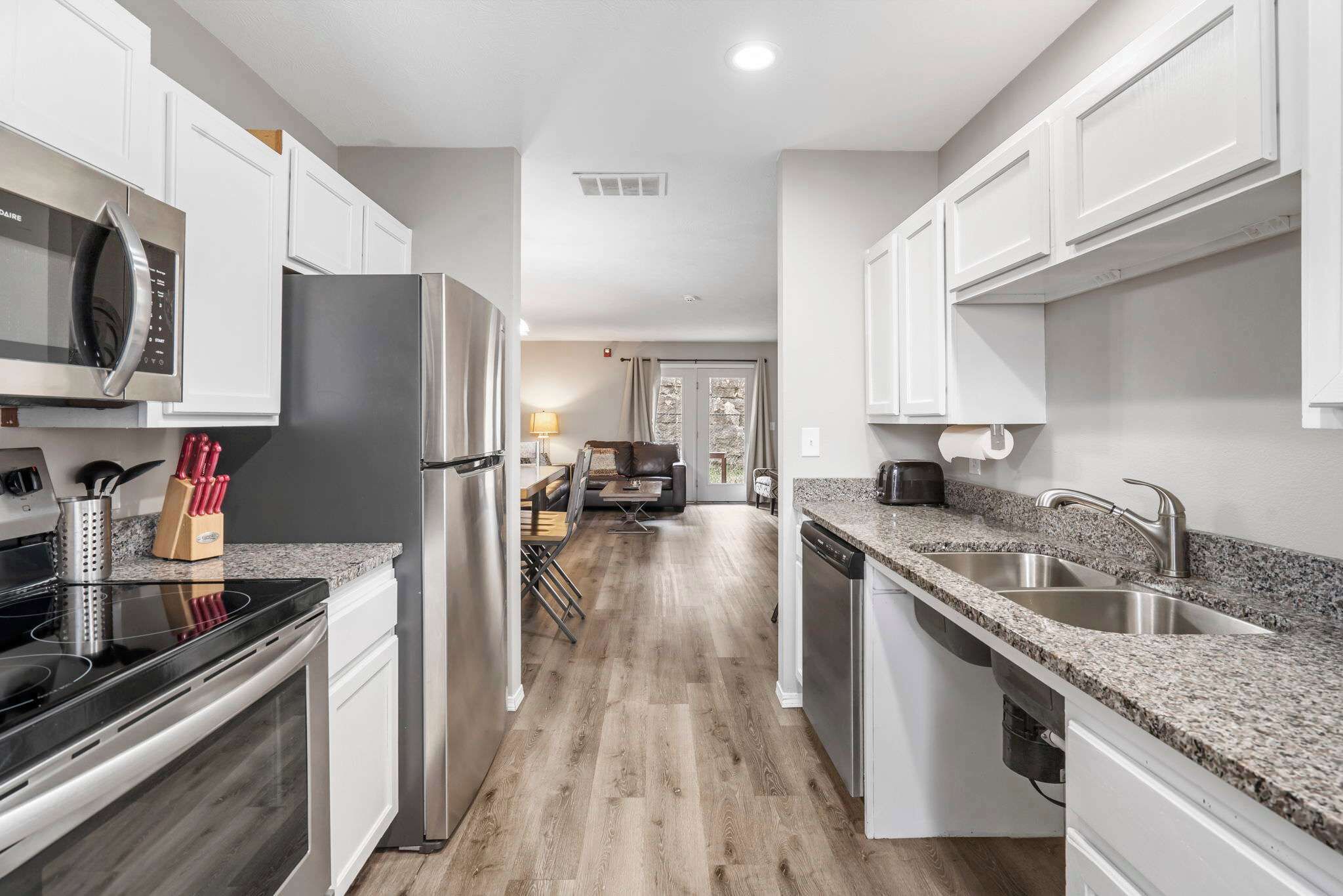 Condo, nhiều giường, sân hiên, quang cảnh vườn (The Moab) | Bếp riêng | Dụng cụ pha cà phê/trà 