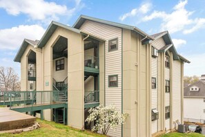 Exterior - The Greens Escape in Branson - Near DT! (Branson)