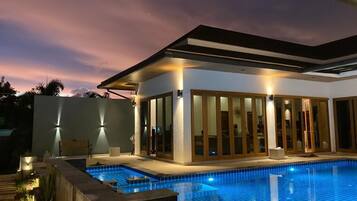 Alberca al aire libre