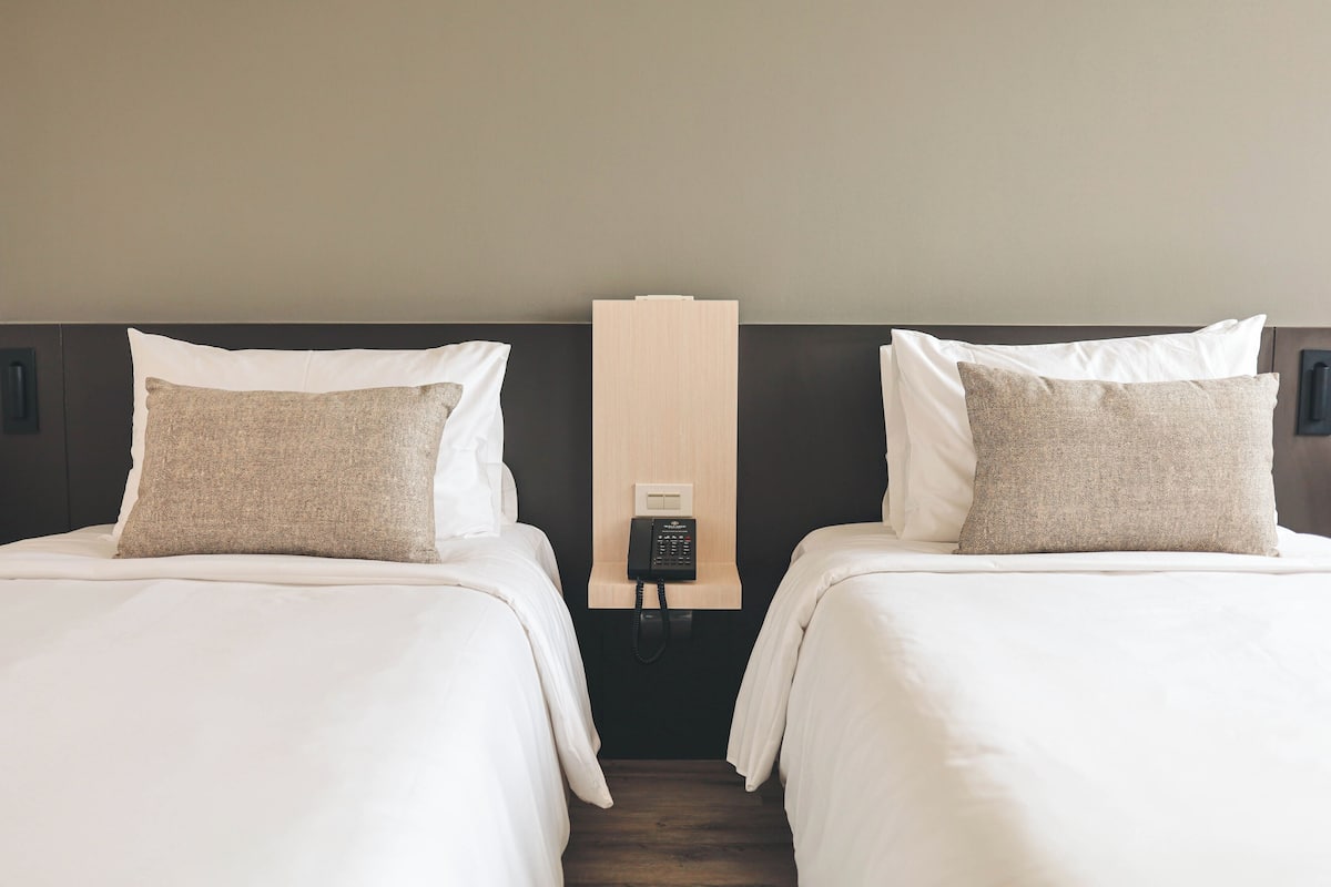 In-room safe, desk, blackout drapes, soundproofing