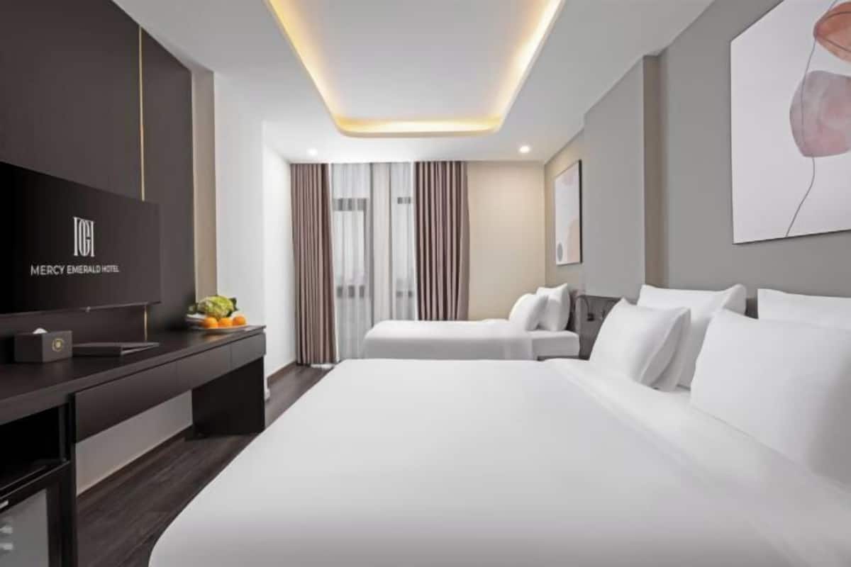 1 Schlafzimmer, hochwertige Bettwaren, Daunenbettdecken, Minibar