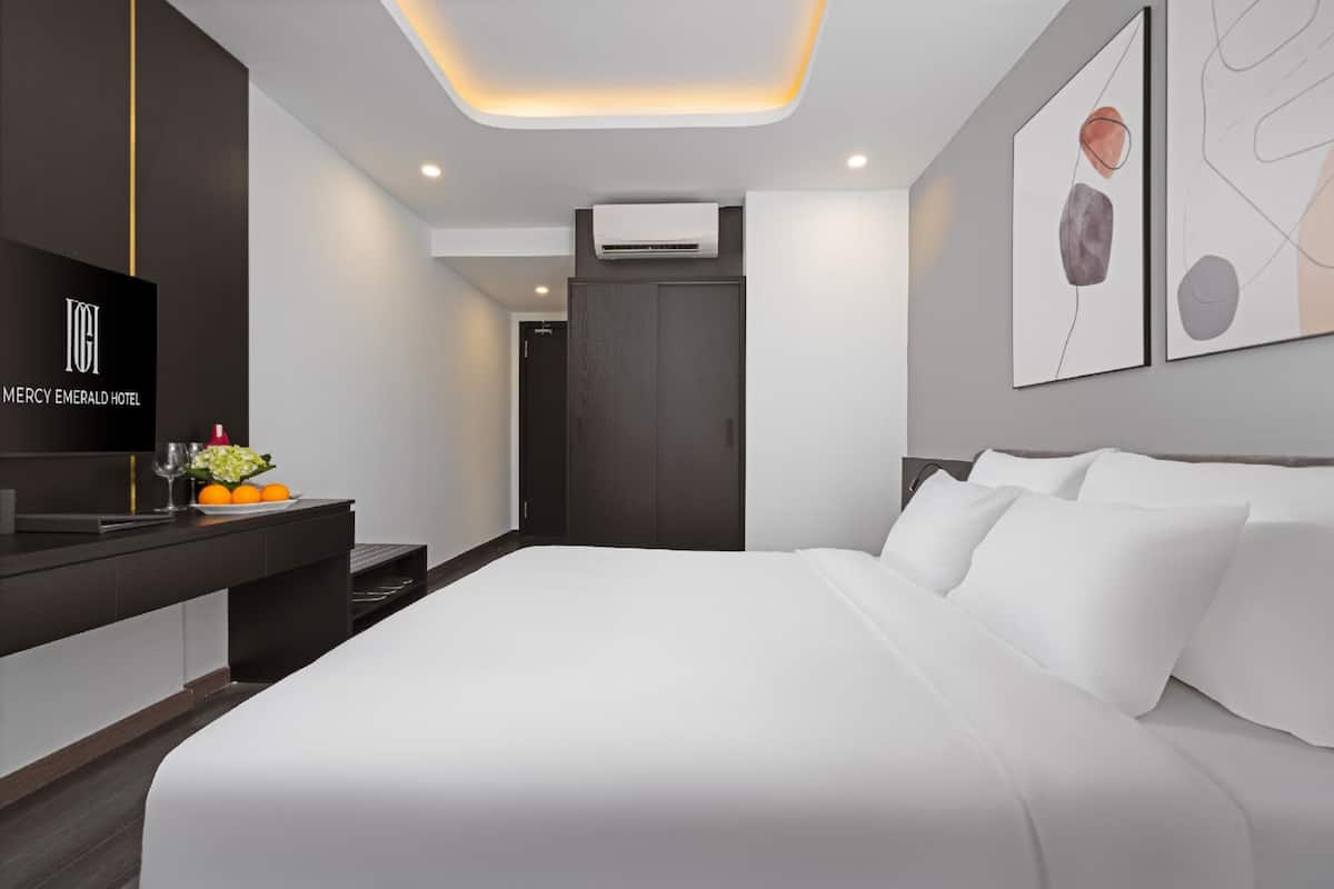 Habitación doble superior | 1 habitación, ropa de cama de alta calidad, edredón y minibar