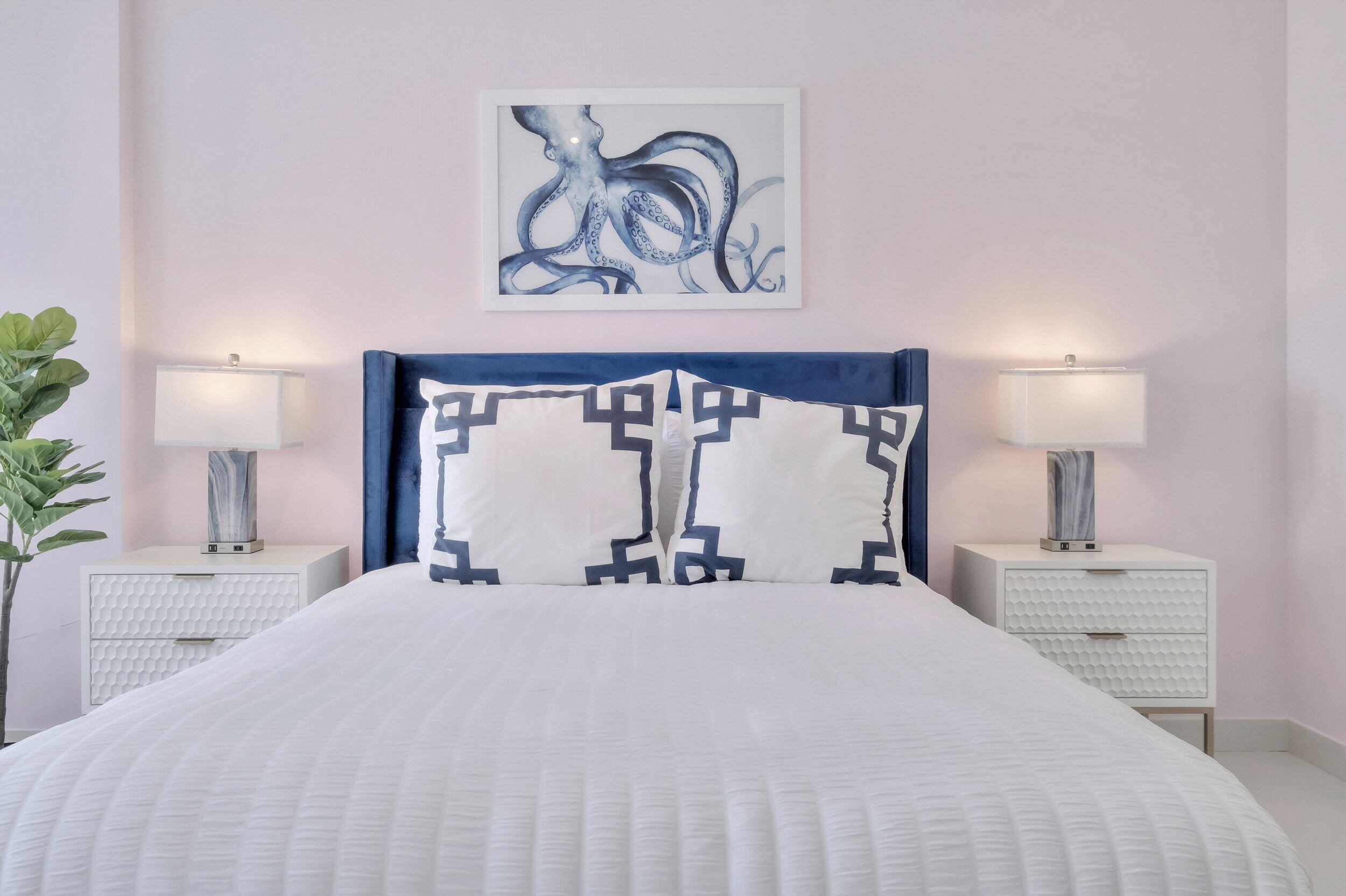 ICON Coral Condo/Free Pool Spa HotTub