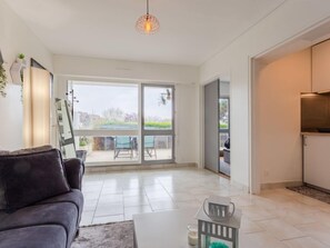 Télévision à écran plat