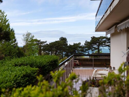 Les Flots Bleus by Interhome