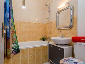 Hair dryer, towels