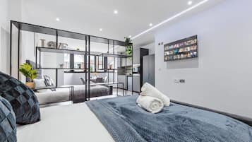1 chambre, bureau, espace de travail pour ordinateur portable