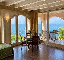 Panoramic Room | Minibar, in-room safe, blackout drapes, iron/ironing board