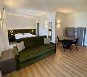 Chambre Junior | 1 chambre, minibar, coffre-fort, rideaux d’obscurcissement