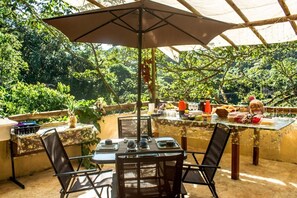 Breakfast meal - Manacá Prumirim suites  (Ubatuba)