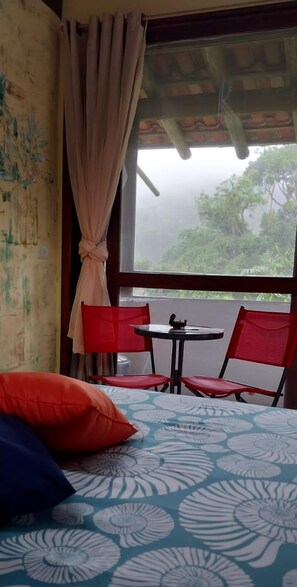 1 bedroom, individually decorated, laptop workspace, free WiFi - Manacá Prumirim suites  (Ubatuba)