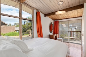 Maison, plusieurs lits, bain à remous, vue jardin