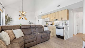 Condo, Multiple Beds, Patio, Garden View (Our Landing Place) | Living area | 42-inch flat-screen TV with digital channels, fireplace