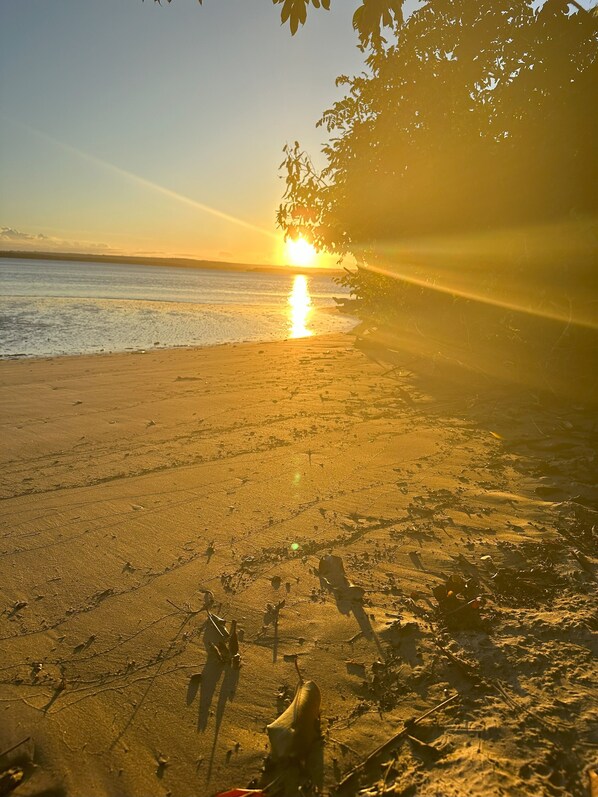 Vista para praia/oceano