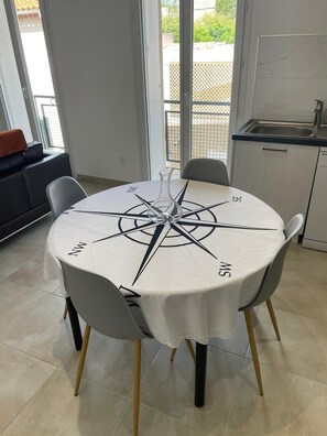 Dining - T3 Quartier Universités, Proche Centre Historique de Béziers (Béziers)