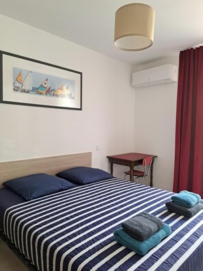 2 bedrooms, desk, iron/ironing board, travel crib - T3 Quartier Universités, Proche Centre Historique de Béziers (Béziers)