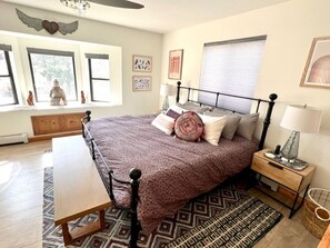 3 عدّة غرف نوم ومكتب ومكواة/لوح كي وواي فاي