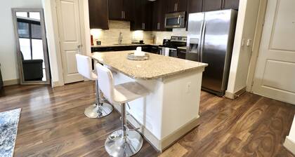 Luxury King Suite/Pool/SkyLounge