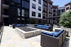 Terrace/patio - Luxury King Suite/Pool/SkyLounge (Houston)