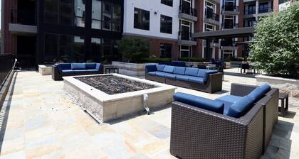 Luxury King Suite/Pool/SkyLounge