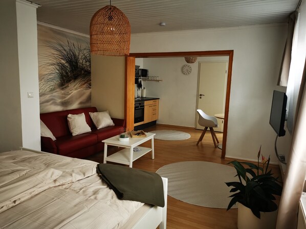 1 bedroom, WiFi, bed sheets