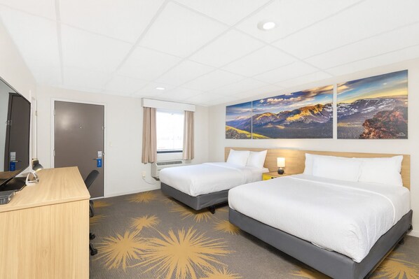 Escritorio y espacio para trabajar con un portátil