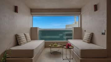 Premium Suite with Plunge Pool | Individually decorated, individually furnished, desk, free WiFi