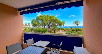 Apartment 4 guests with access to the beach/Fréjus