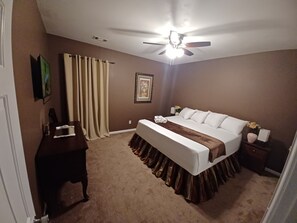 1 bedroom, in-room safe, iron/ironing board, free WiFi