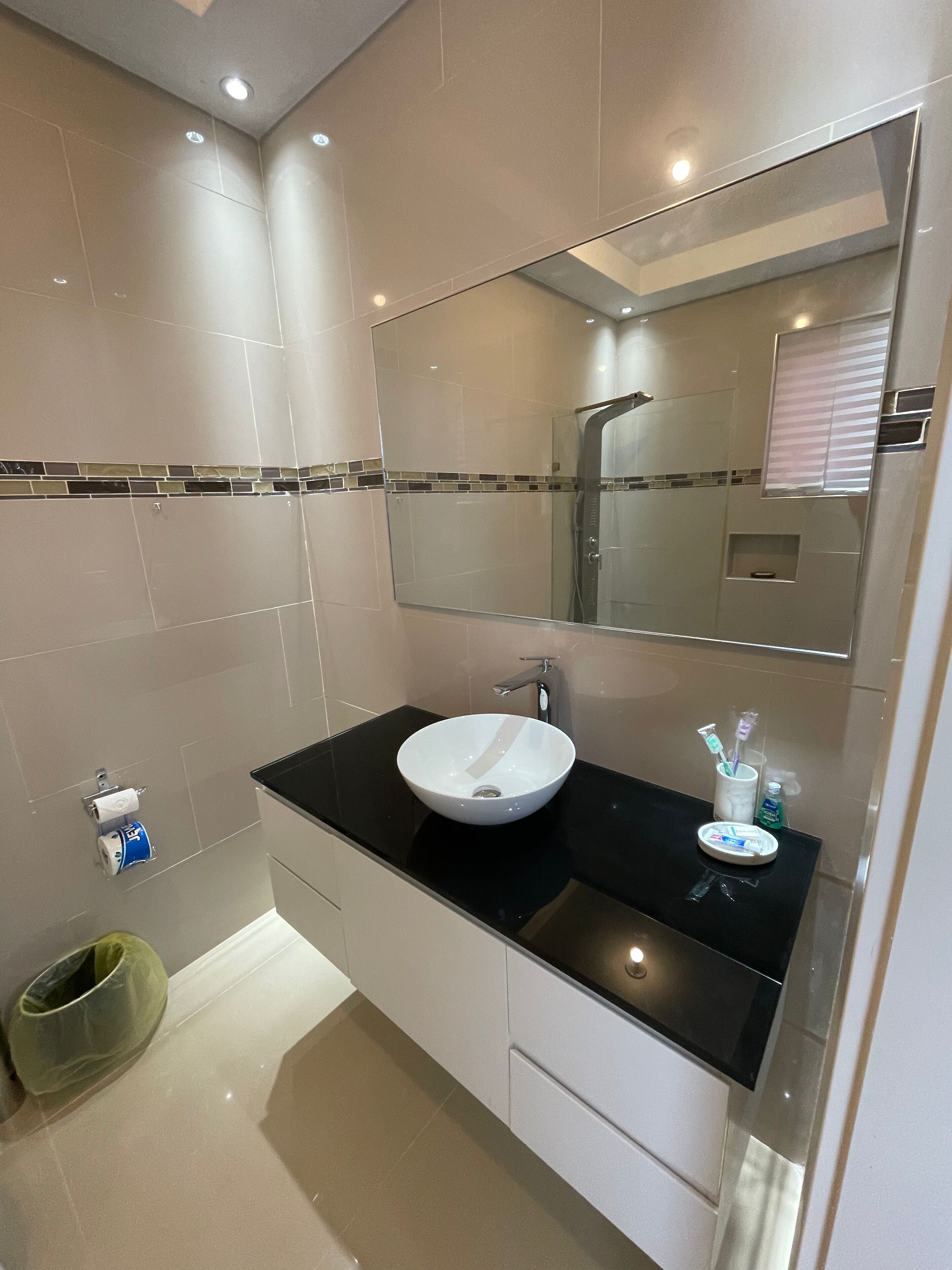 Immaculate- Liguanea 1br