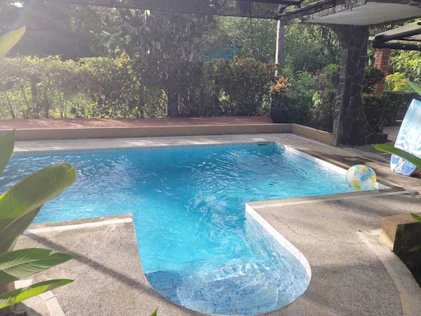 Piscine extérieure