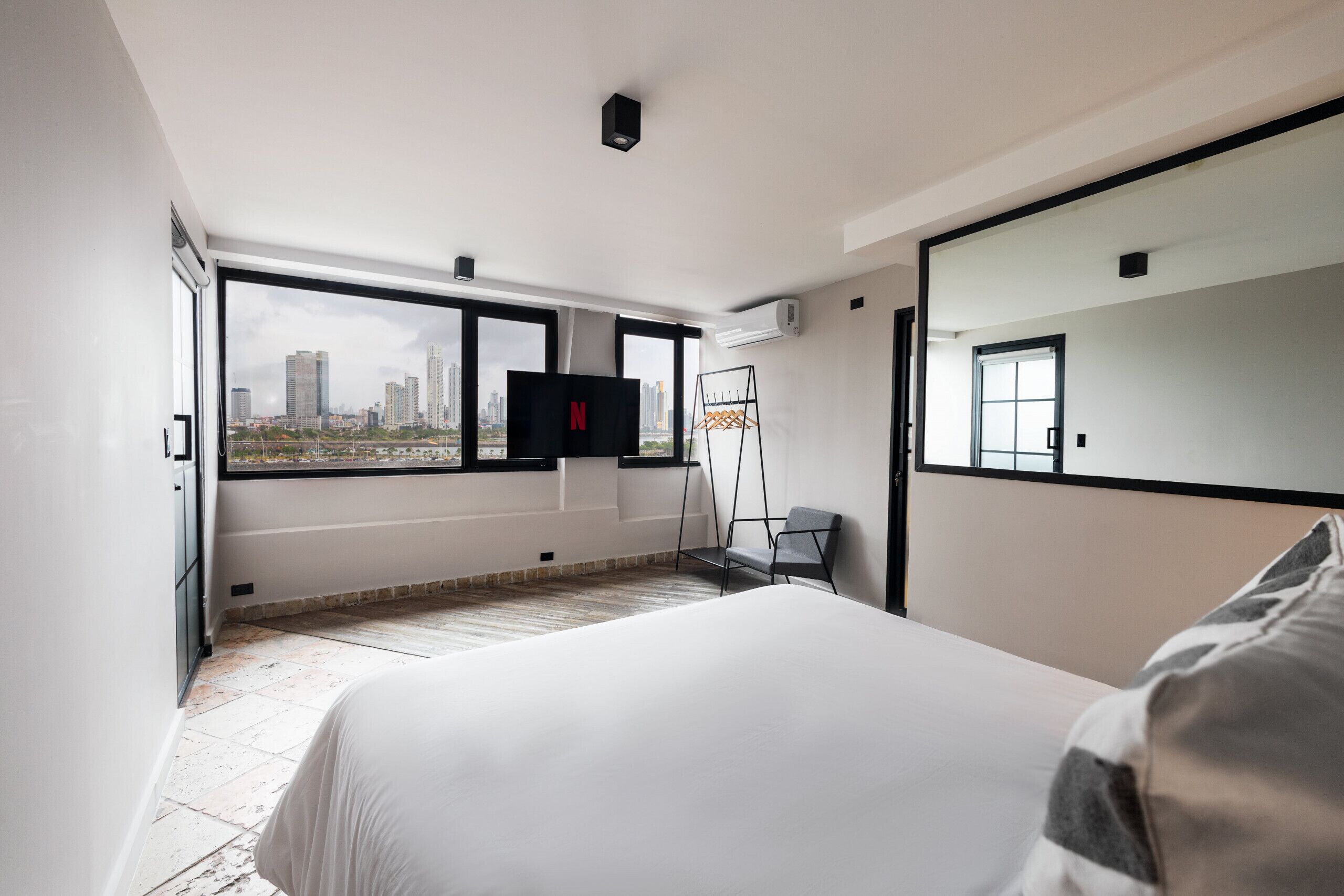 4 Schlafzimmer, Bügeleisen/Bügelbrett, kostenloses WLAN, Bettwäsche