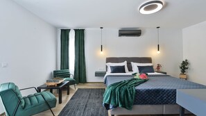 3 Schlafzimmer, Zimmersafe, kostenloses WLAN, Bettwäsche