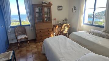 6 makuuhuonetta, ilmainen Wi-Fi, vuodevaatteet