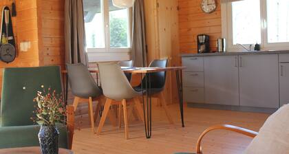 This chalet with swimming pool is located in the north of the Dordogne in a quie