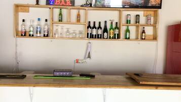 2 barer/lounger og bassengbar